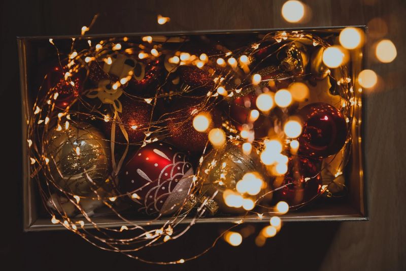 Give Your Home an Instant Festive Feel: 5 Brilliant Ideas for Quick and Easy Christmas Décor