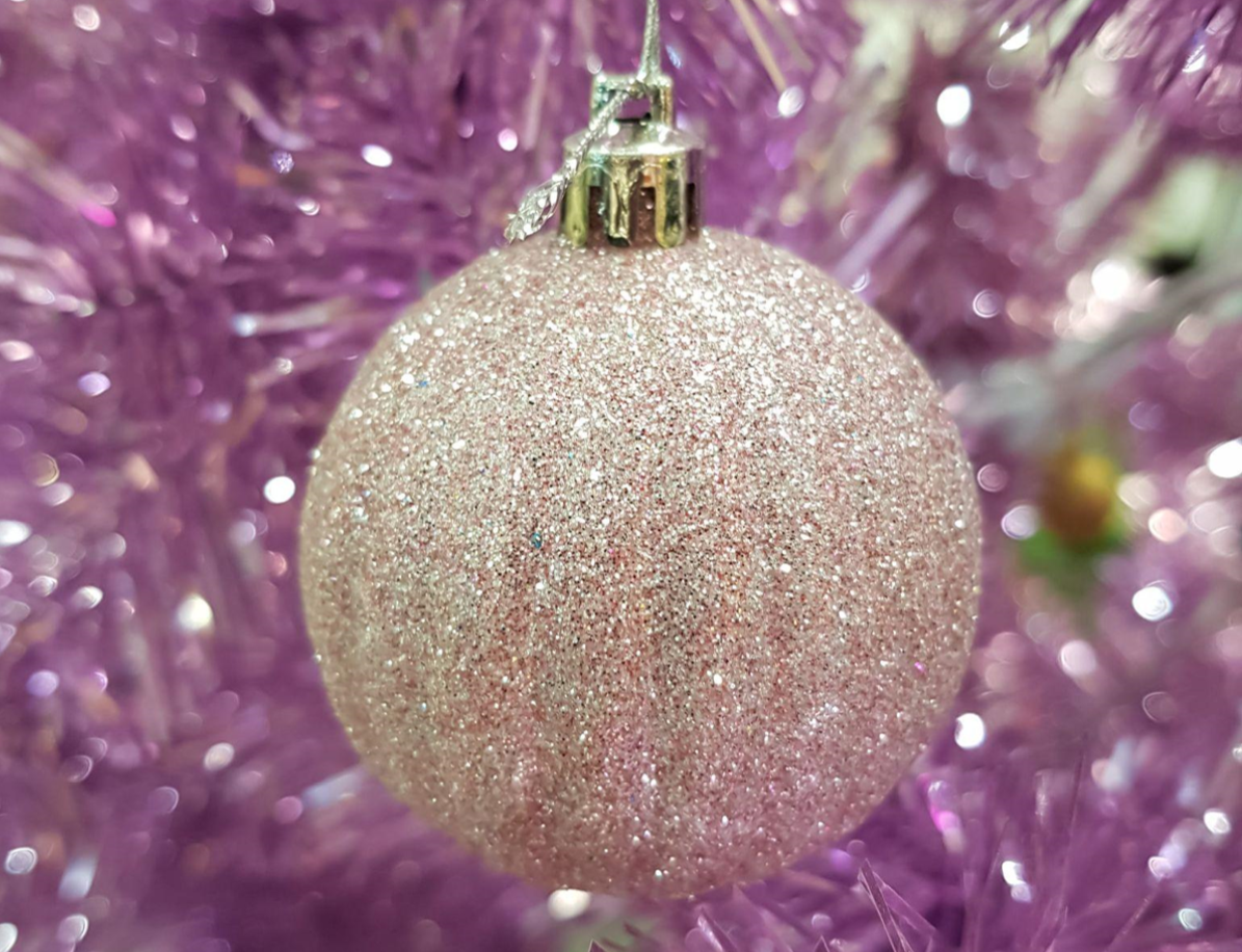 Deck the Halls: Christmas Garland